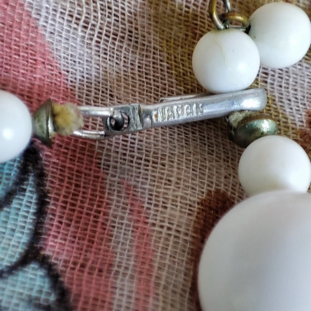 Bright White Acrylic Round Beaded Ball Vintage JAPAN J Clasp Knotted  Necklace